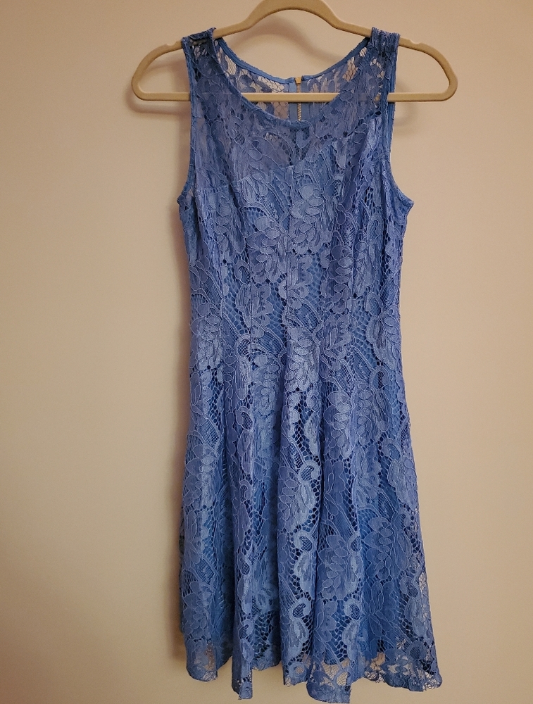 JULIAN TAYLOR New York Lace Sleeveless Dress
